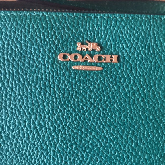Coach Wristlet - Picture 3 of 8